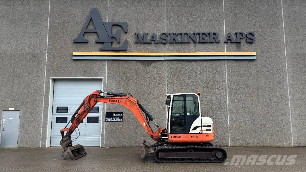 Schaeff HR 32 Mini excavators  7t - 12t