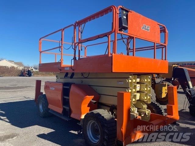 JLG 4394 RT Articulated boom lifts