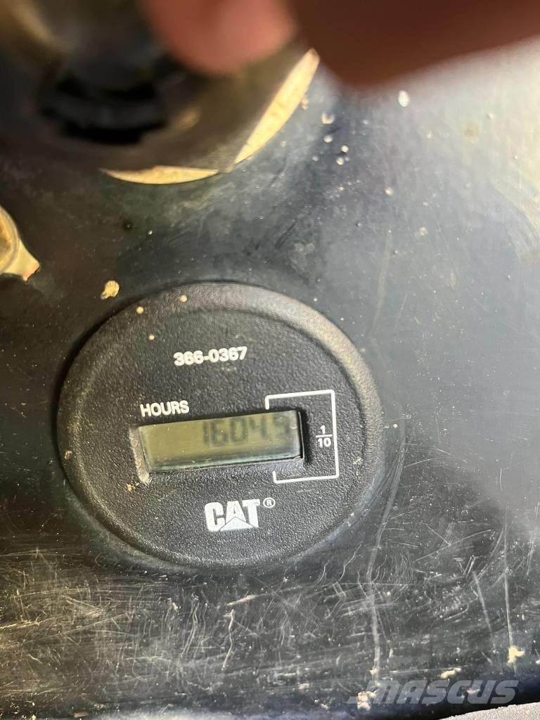 CAT 304 E 2 CR Mini excavators < 7t (Mini diggers)