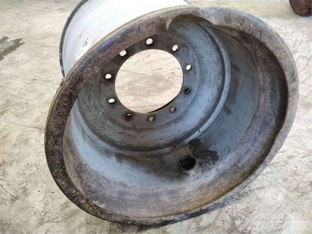 Valmet 860 24x26,5 Tyres, wheels and rims