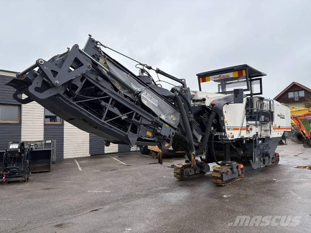 Wirtgen W 210i Asphalt cold milling machines