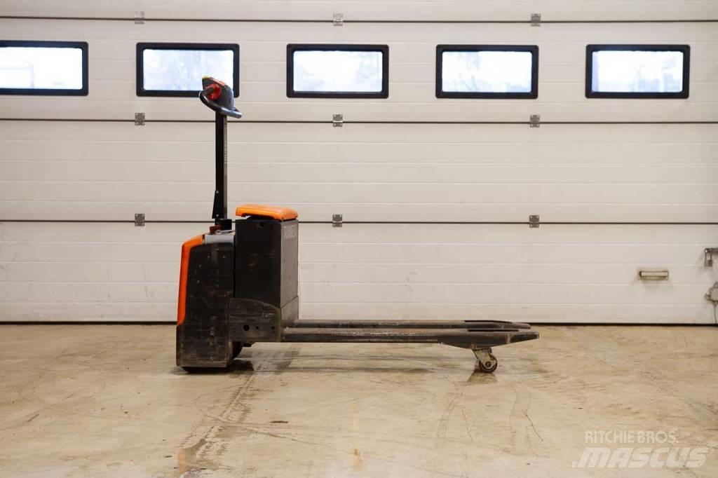 Rocla TW 16 AC Low lifter