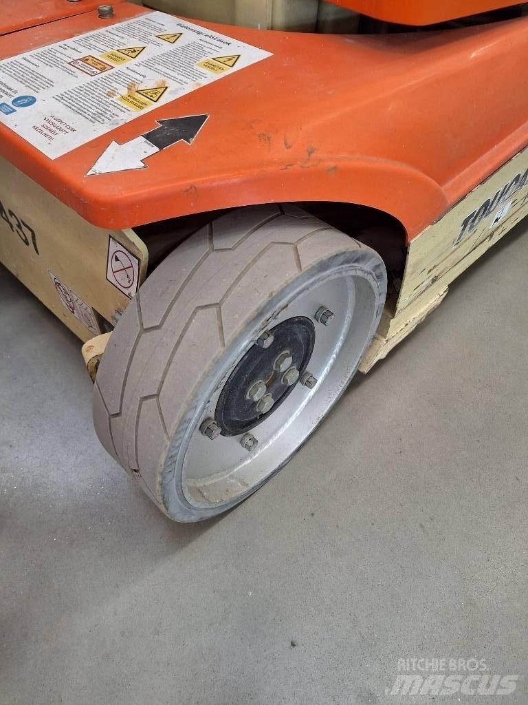 JLG Toucan 10 E Used Personnel lifts and access elevators