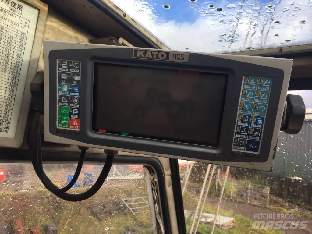 Kato KR30H All terrain cranes