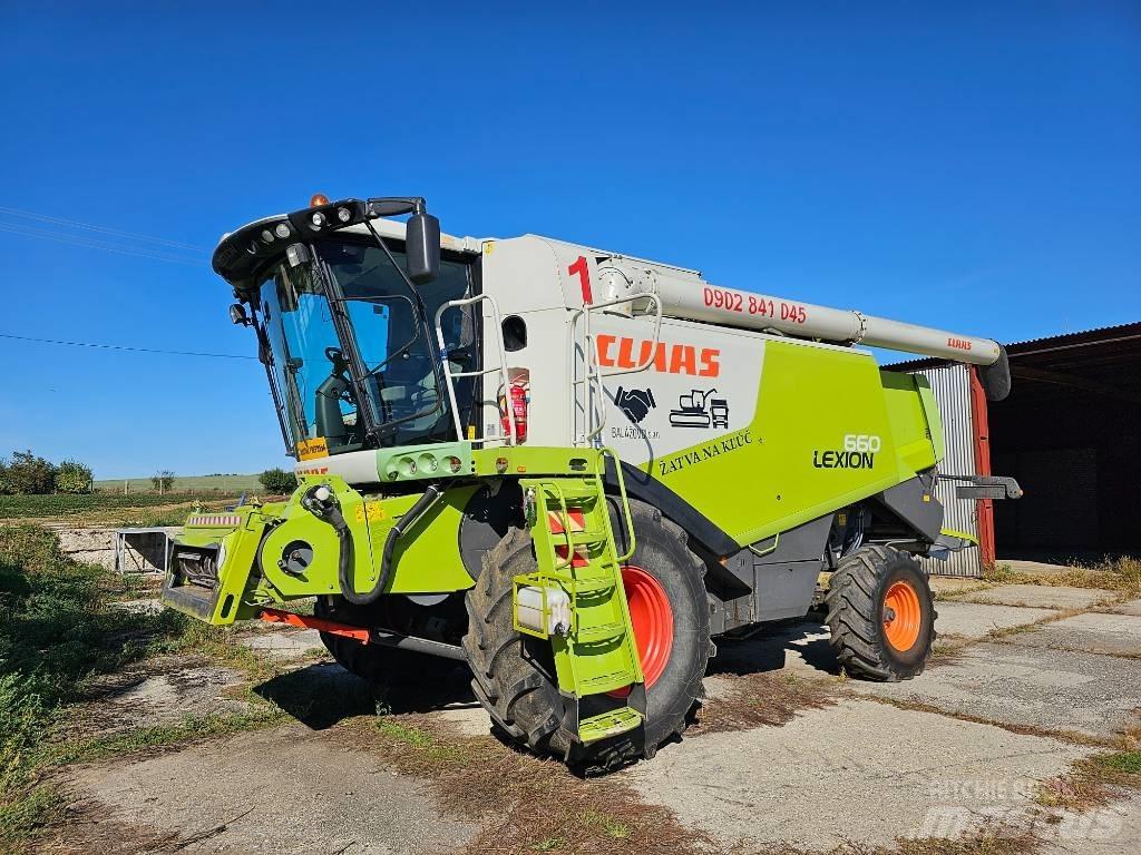 CLAAS Lexion 660 Combine harvesters
