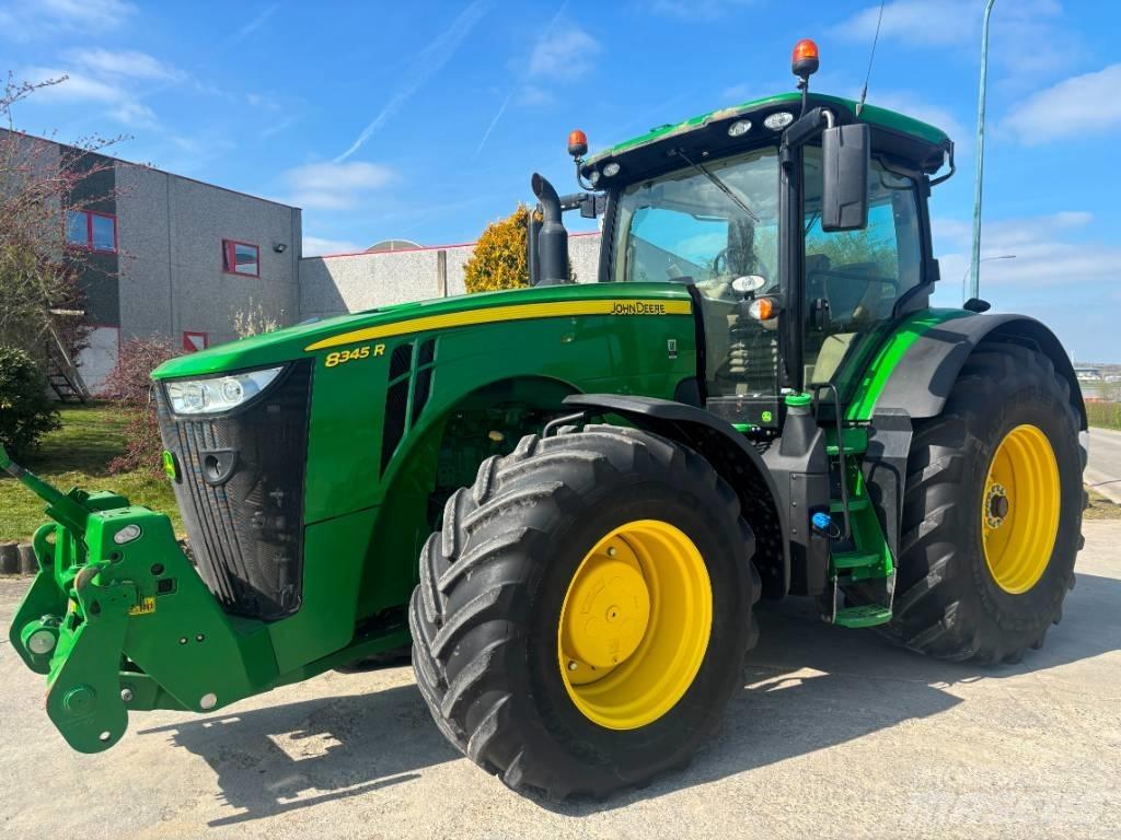 John Deere 8345 R Tractors