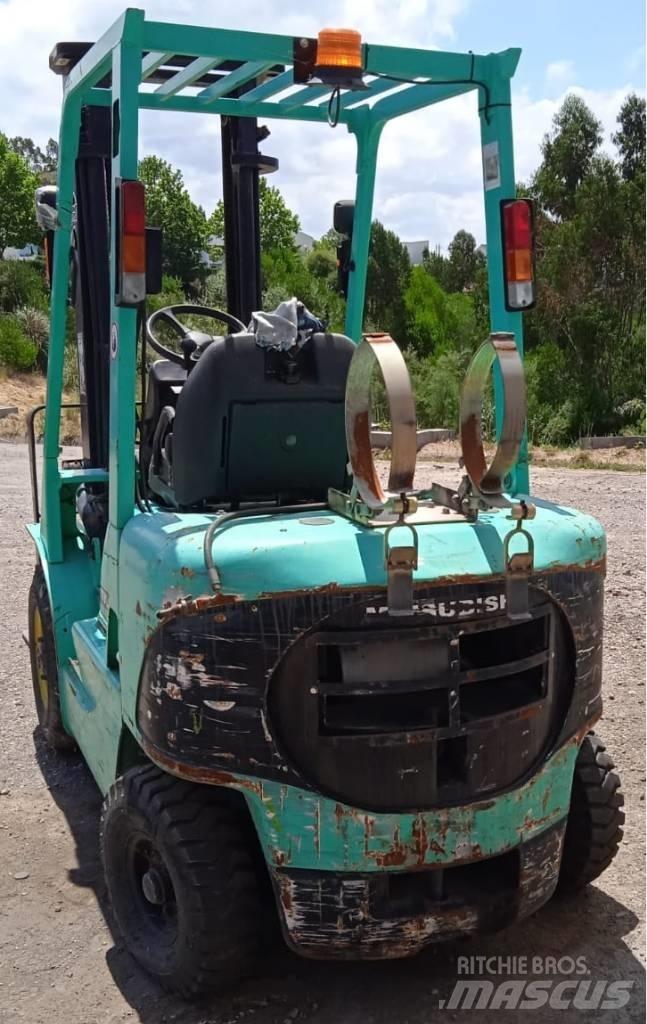 Mitsubishi FG25K LPG trucks