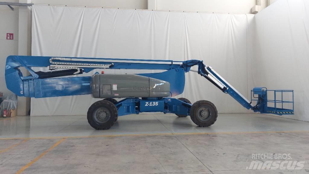 Genie ZX 135/70 Articulated boom lifts