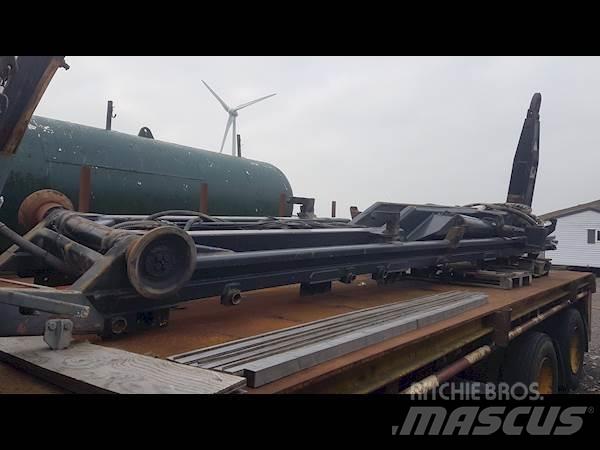 Atlas 25 TON Hook lifts