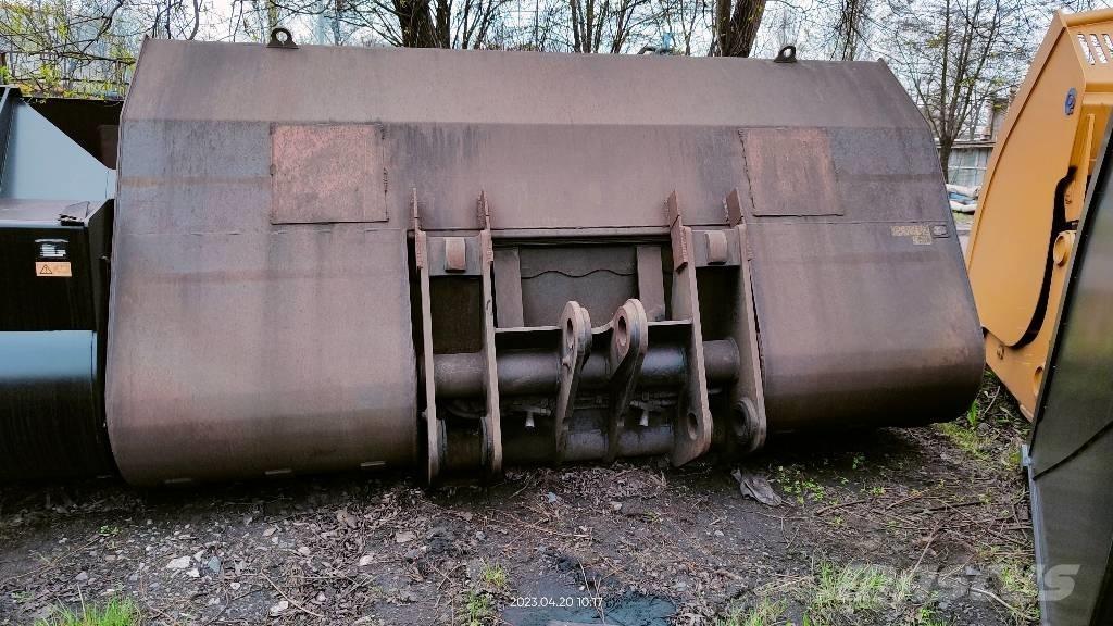 Volvo 180F Buckets