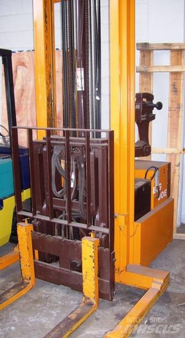  PDR30 Reach truck