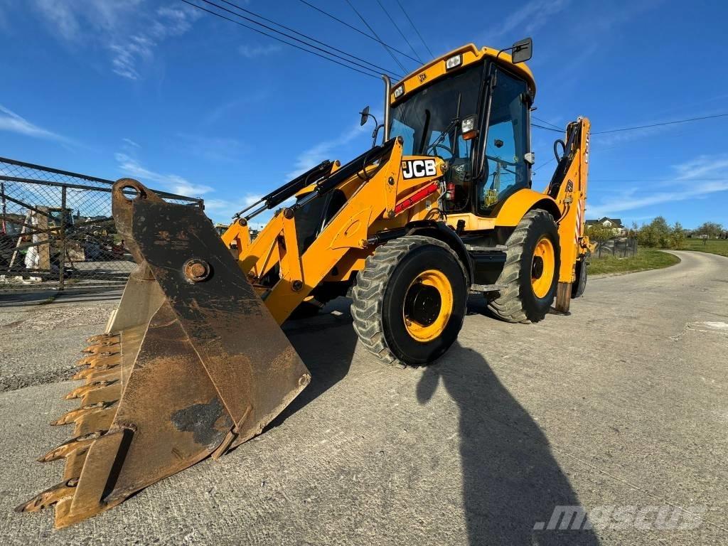 JCB 3CX Backhoe