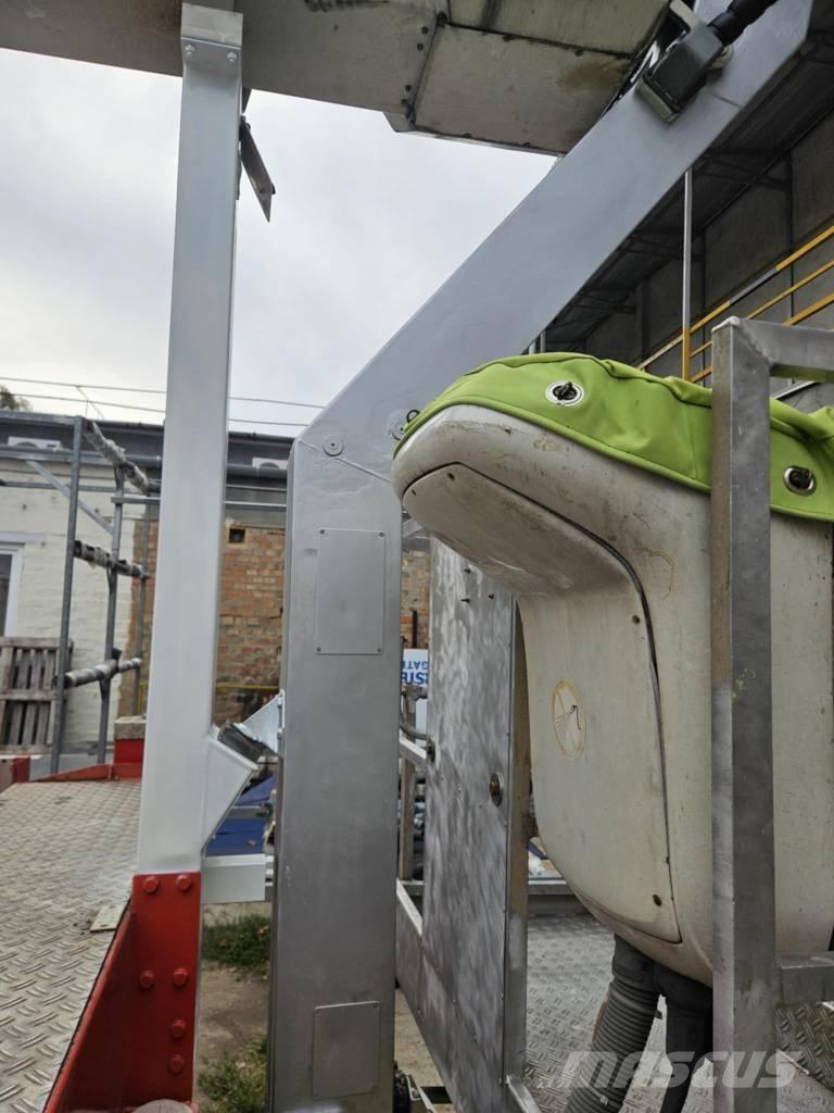 Bison TKA26 Truck mounted platforms