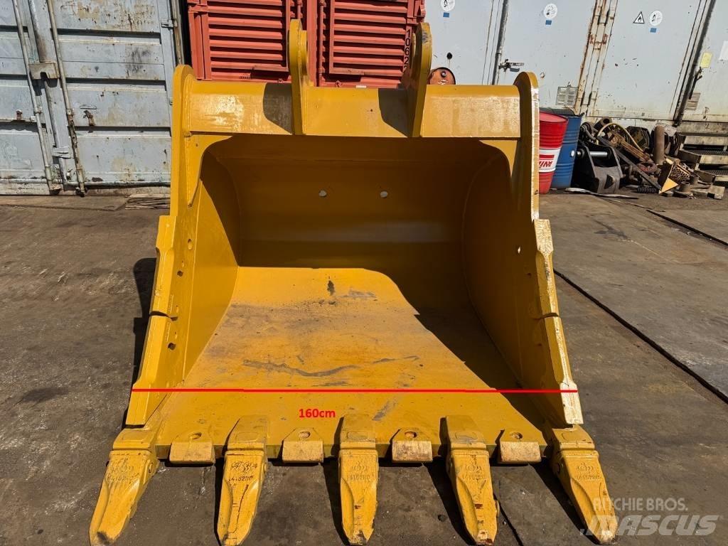 CAT 345 BUCKET Buckets