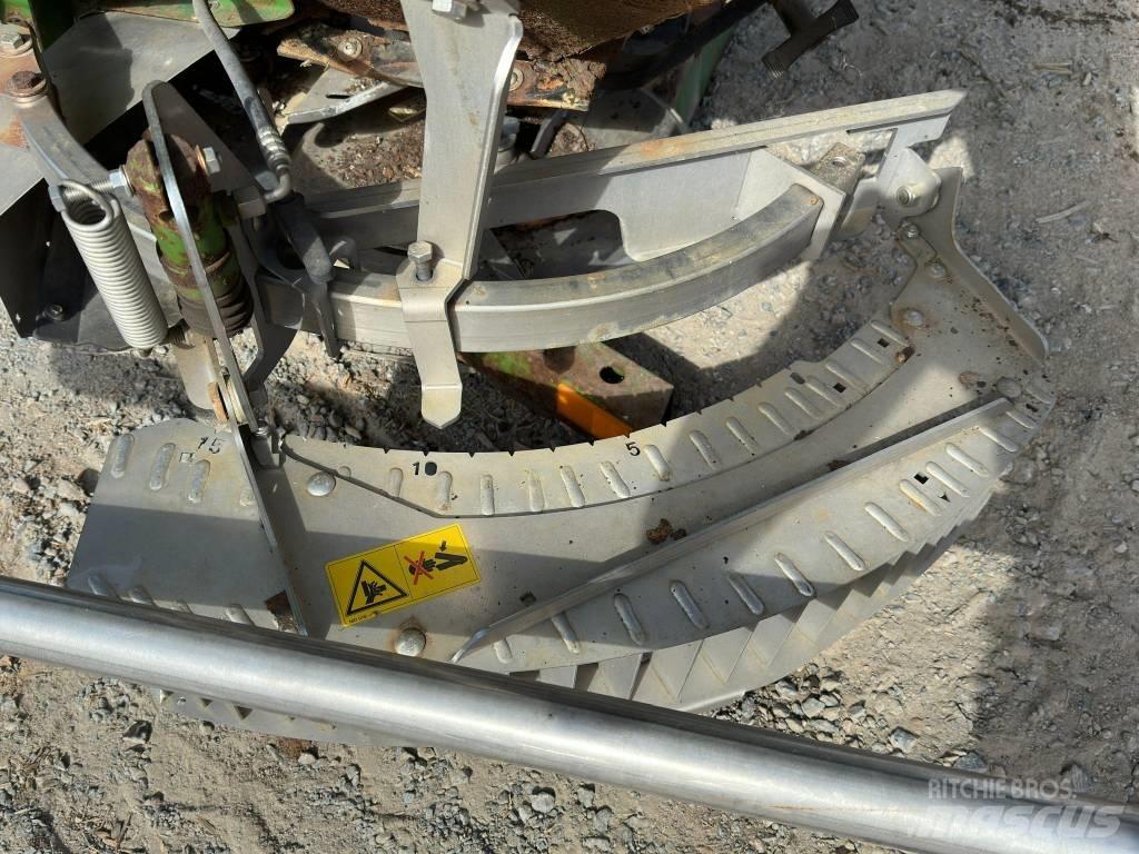 Amazone ZA-M 1200 Mineral spreaders