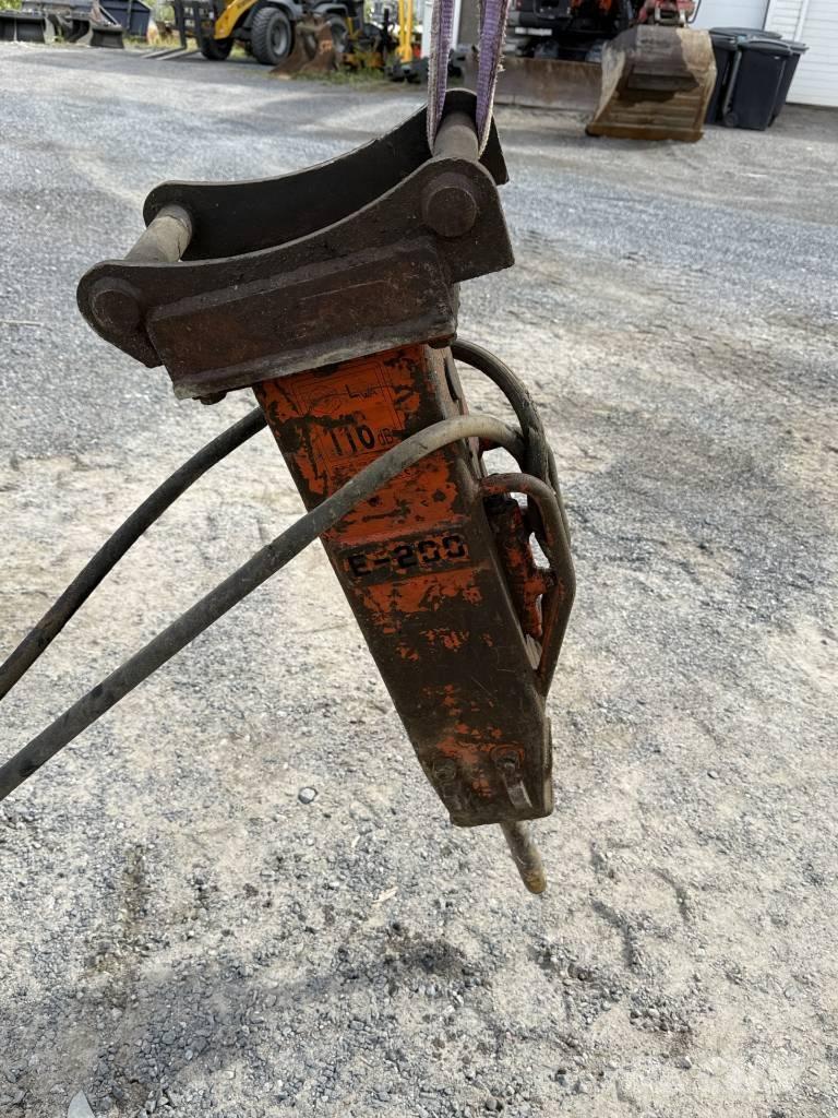 NPK E 200 ( S40 ) Hammers / Breakers
