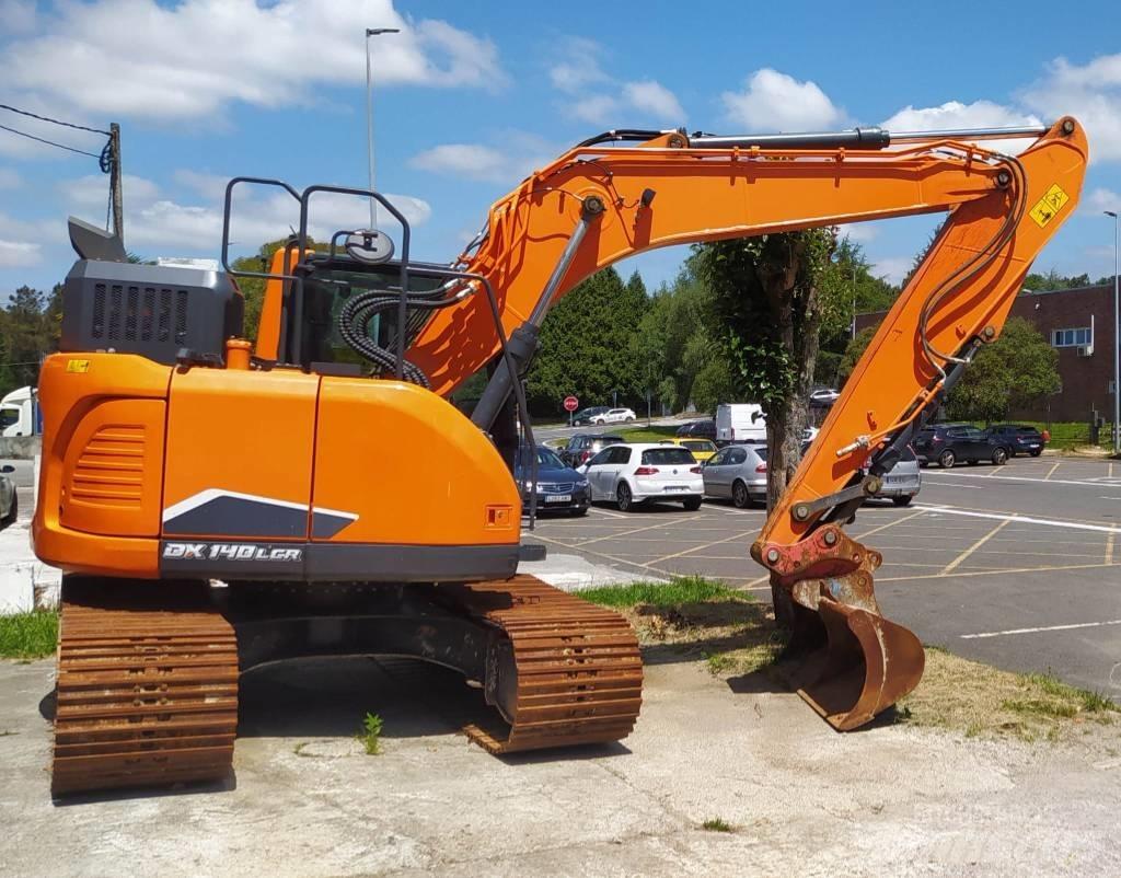 Doosan DX140LCR-7 Crawler excavators