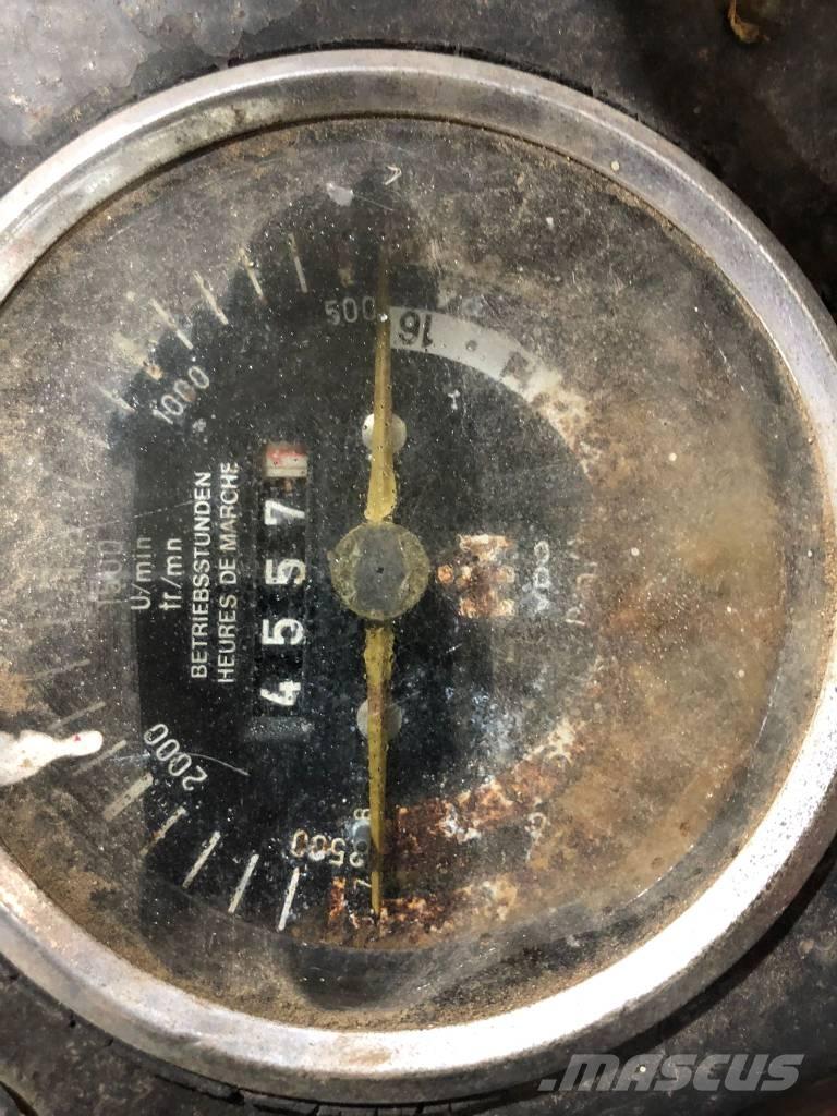 International 353 Tractors