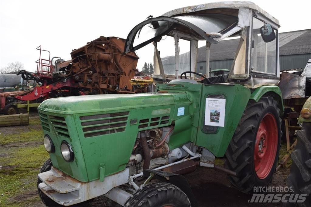 Deutz-Fahr D4006 Tractors