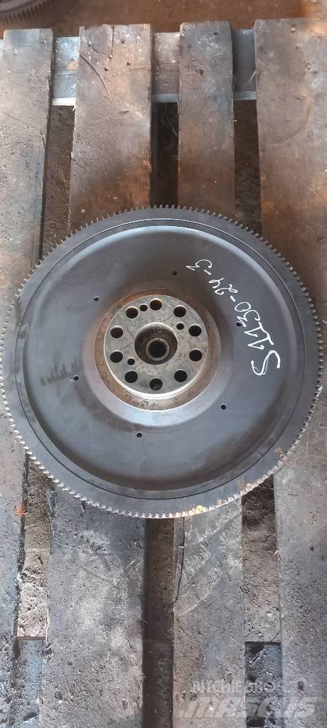 Scania R 440.   1805086 Engines