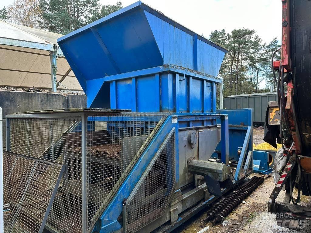 Lindner T1500 Waste Shredders