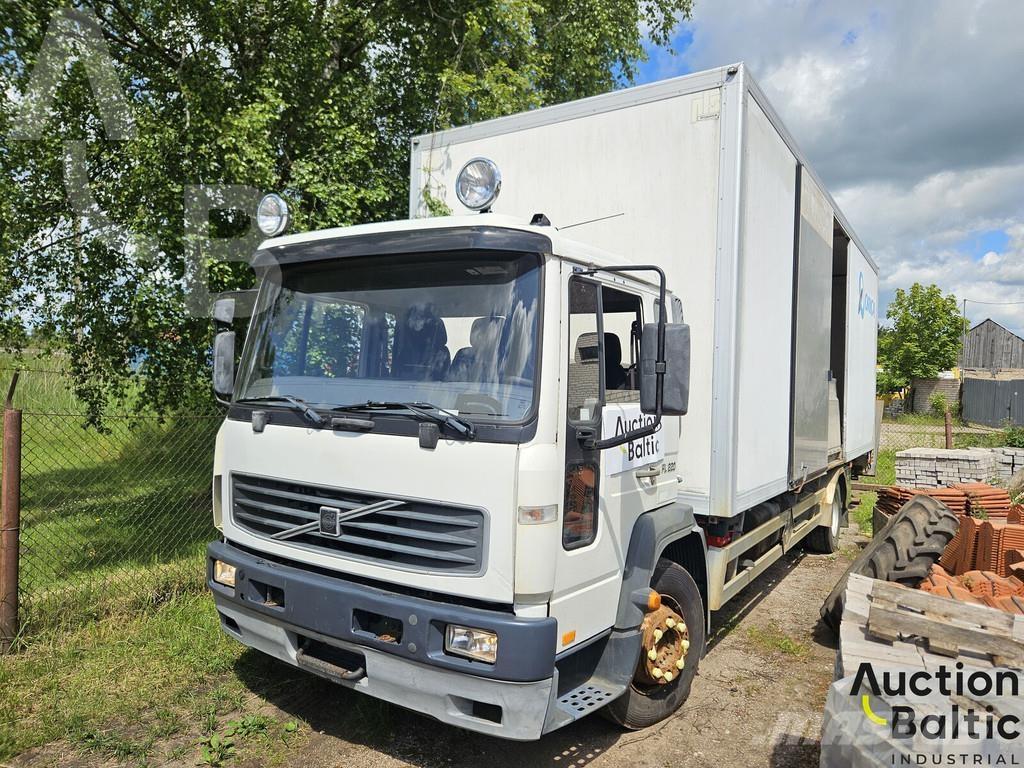 Volvo FL615 Box trucks