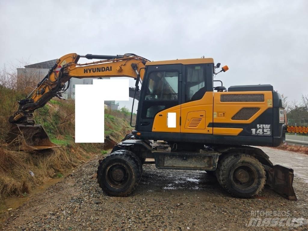 Hyundai HW 145 Wheeled excavators