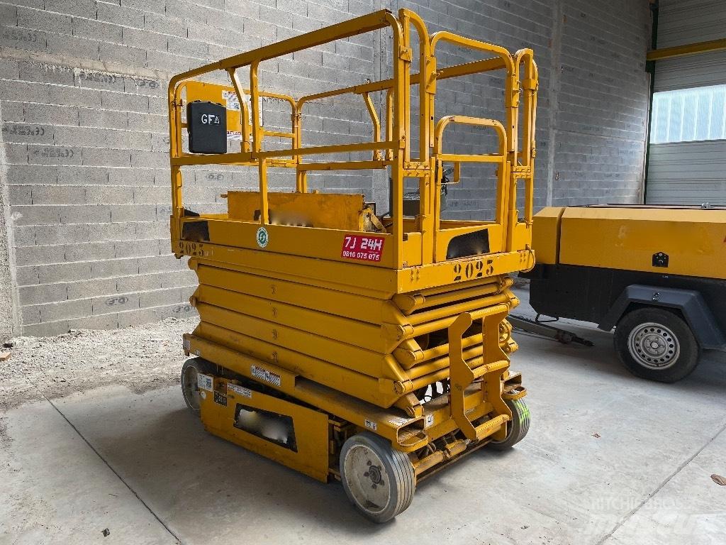 JLG 3246 ** A REPARER** Scissor lifts