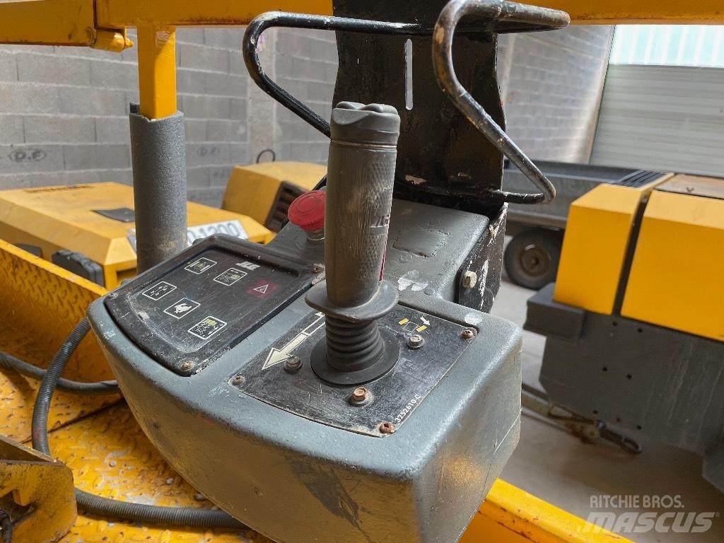 JLG 3246 ** A REPARER** Scissor lifts