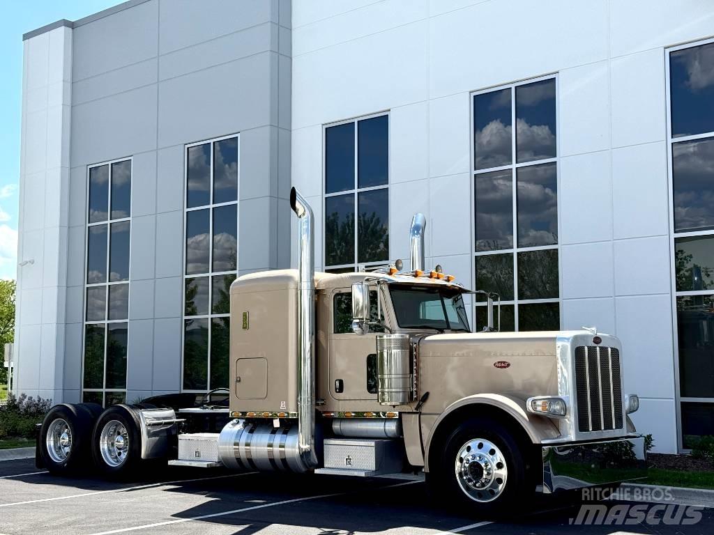 Peterbilt 389 Prime Movers