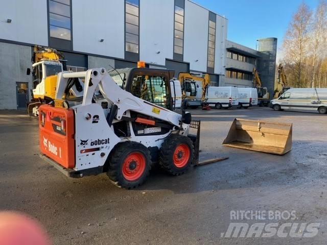 Bobcat S 590 Skid steer loaders