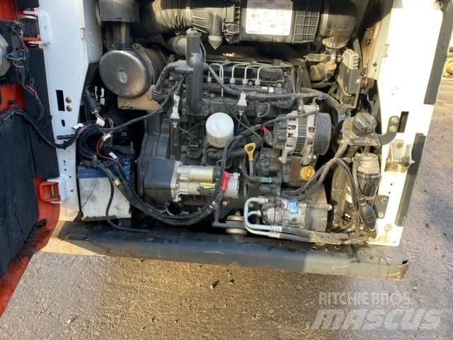Bobcat S 590 Skid steer loaders