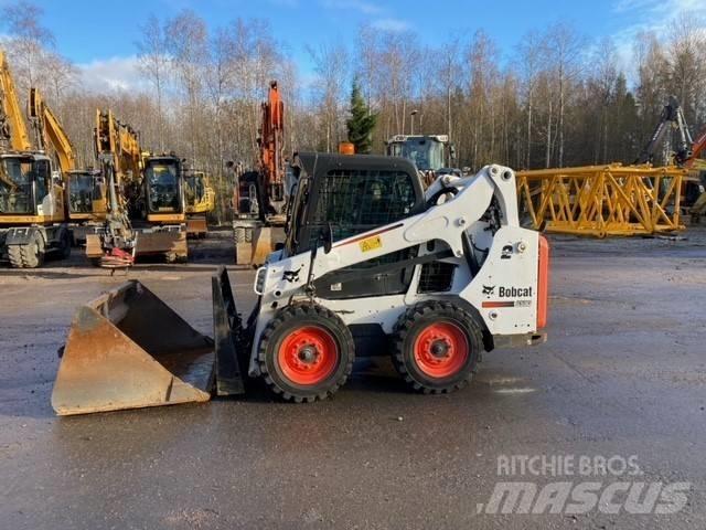 Bobcat S 590 Skid steer loaders