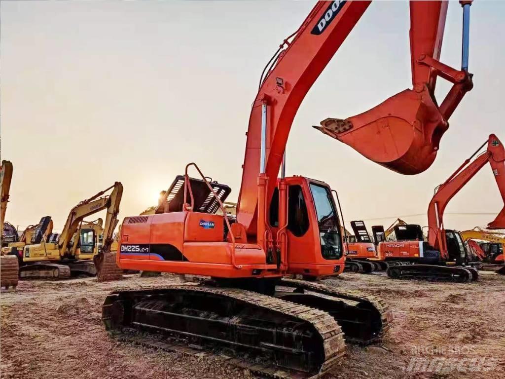Doosan DH 225 LC-7 Crawler excavators
