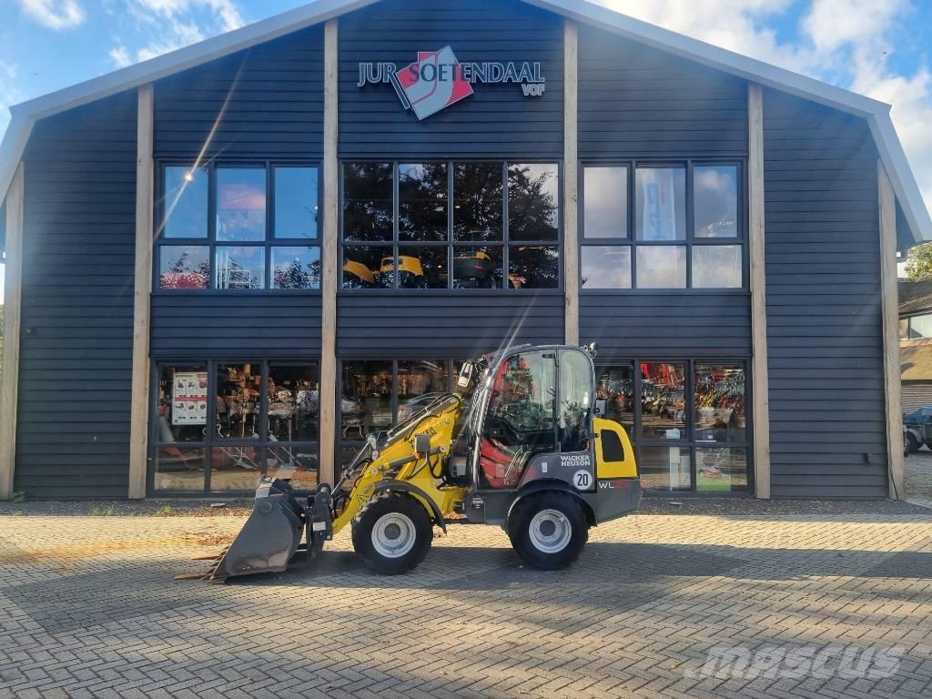Wacker WL 25 Mini loaders