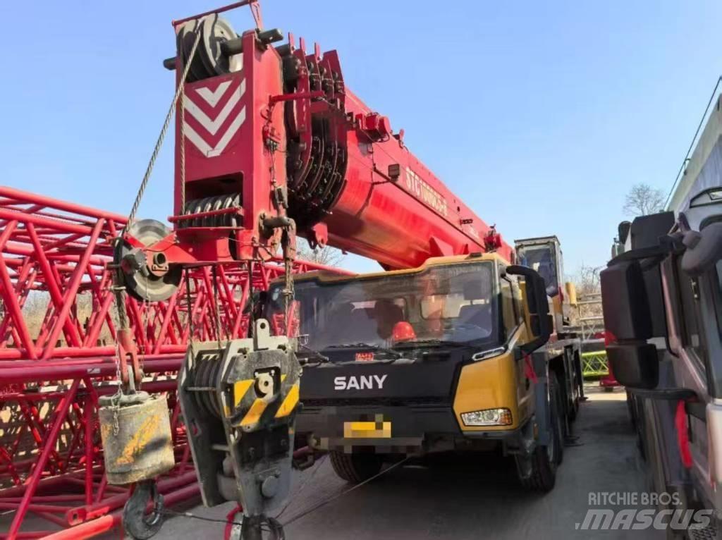 Sany STC 900 All terrain cranes