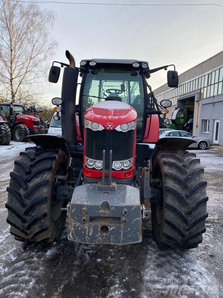 Massey Ferguson 7724 Tractors
