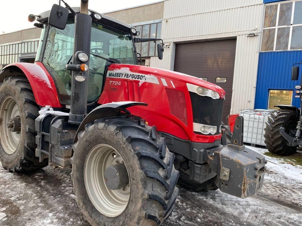 Massey Ferguson 7724 Tractors