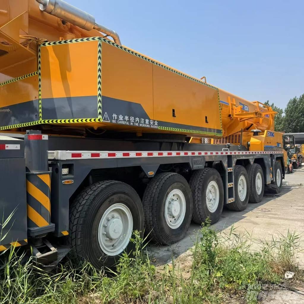 XCMG XCA 200 Rough terrain cranes