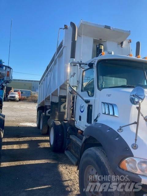 Mack GU813 Tipper trucks