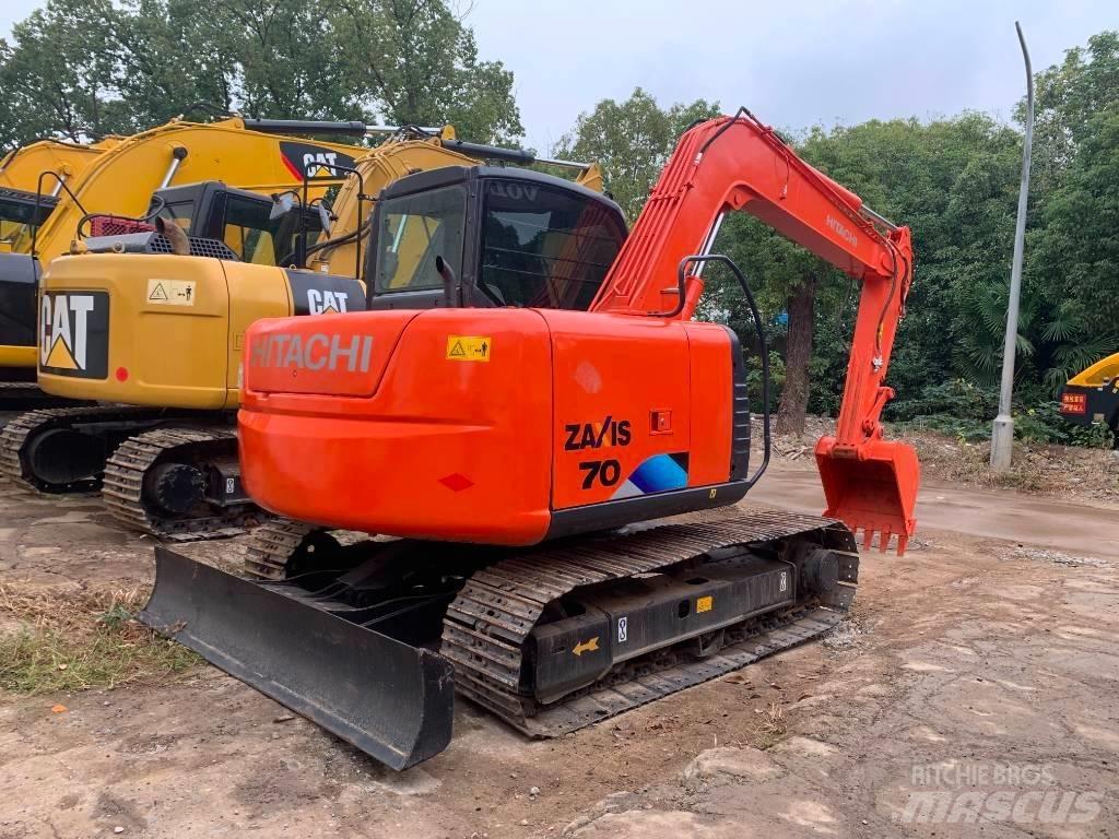 Hitachi Zaxis 70 Crawler excavators