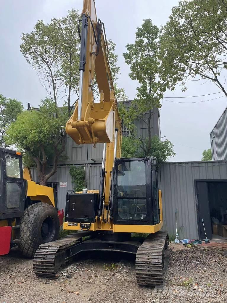 CAT 310 Crawler excavators