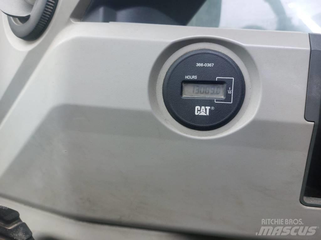 CAT 374 F Crawler excavators