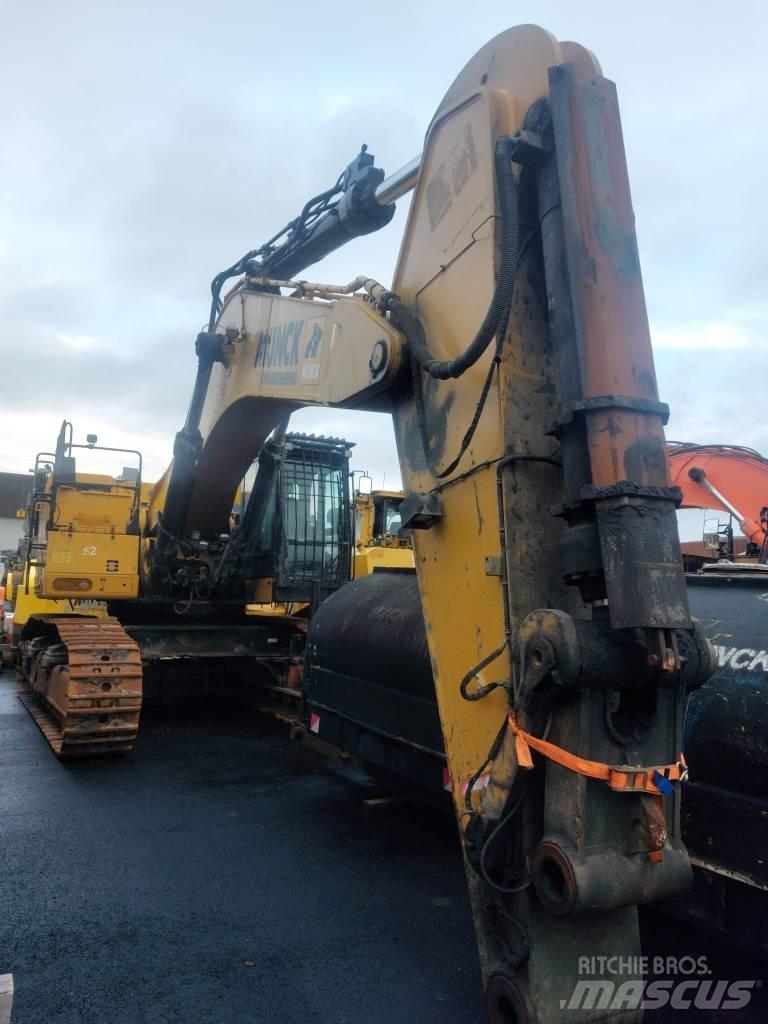 CAT 374 F Crawler excavators