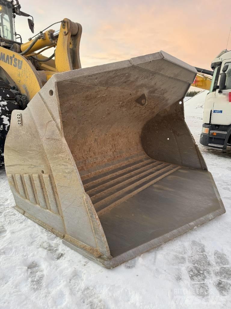 Komatsu WA 500- 8 Wheel loaders