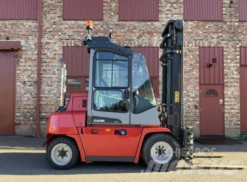 Kalmar DCF 55-6 H Diesel trucks