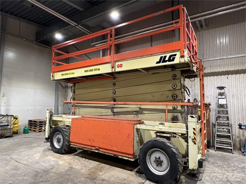 JLG 245-25 Scissor lifts