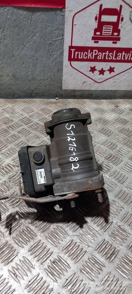 Scania R 440   1879274 Brakes