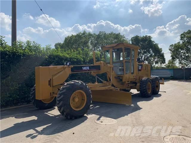 CAT 140K Graders