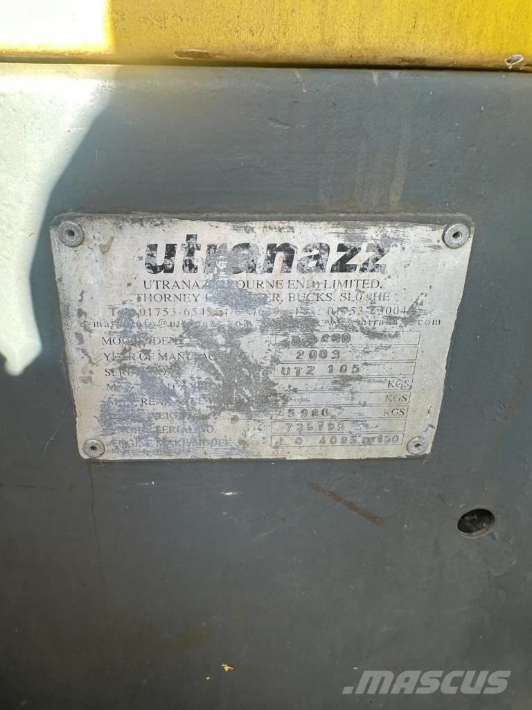  UTRANAZZ D8000 Electronics